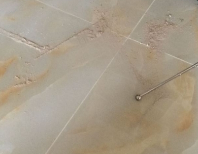 登封瓷砖空鼓维修公司分享粘合剂选择不当在瓷砖铺贴过程中可能导致以下问题